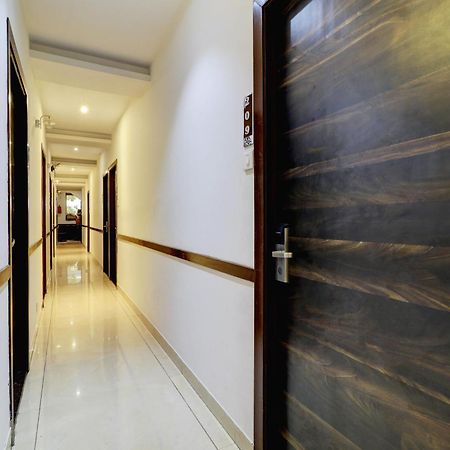 Hotel A. K. International - Fort Мумбаи Экстерьер фото