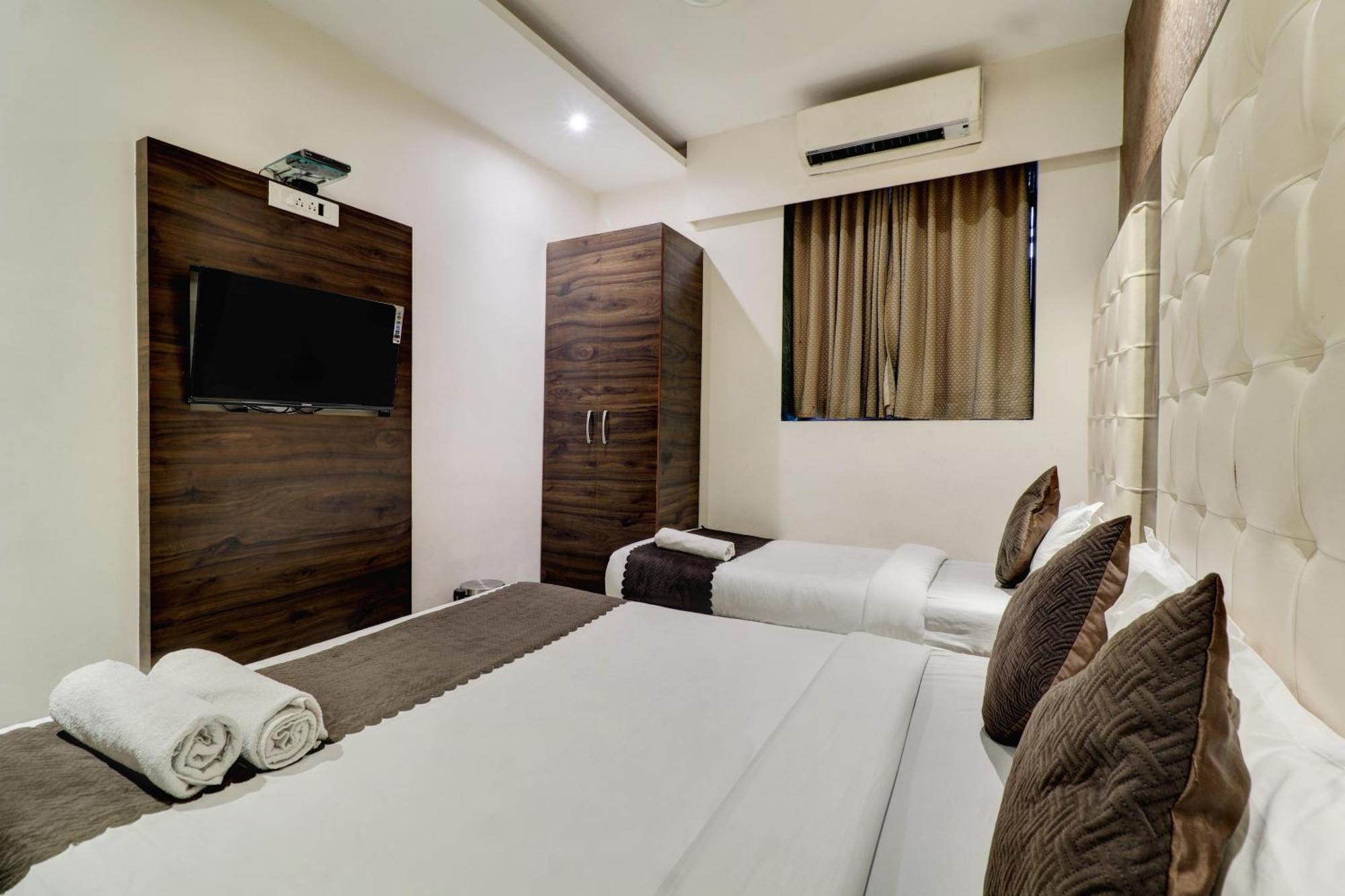 Hotel A. K. International - Fort Мумбаи Экстерьер фото